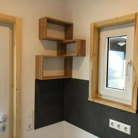 Apartment Tiny House Nike *